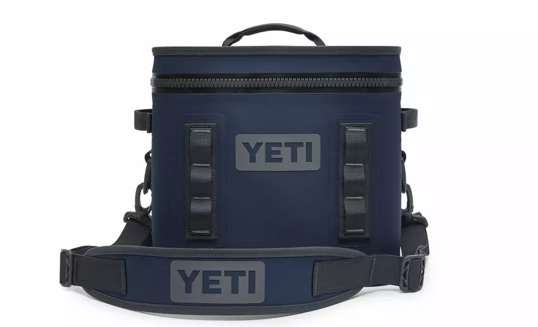 Coolers & YETI Yeti Hopper Flip 12 Soft Cooler Navy 4 Coolers & YETI Yeti Hopper Flip 12 Soft Cooler Navy