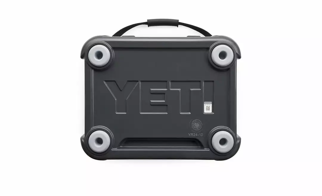 Yeti Roadie 24 Hard Cooler Charcoal 3 Yeti Roadie 24 Hard Cooler Charcoal